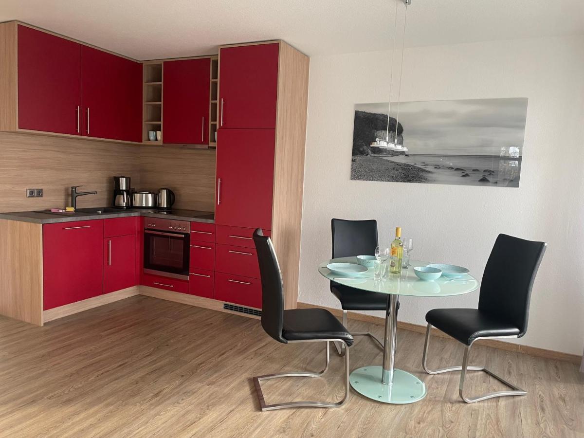 Traumferienwohnung Ostseebad Baabe - Ruegen エクステリア 写真